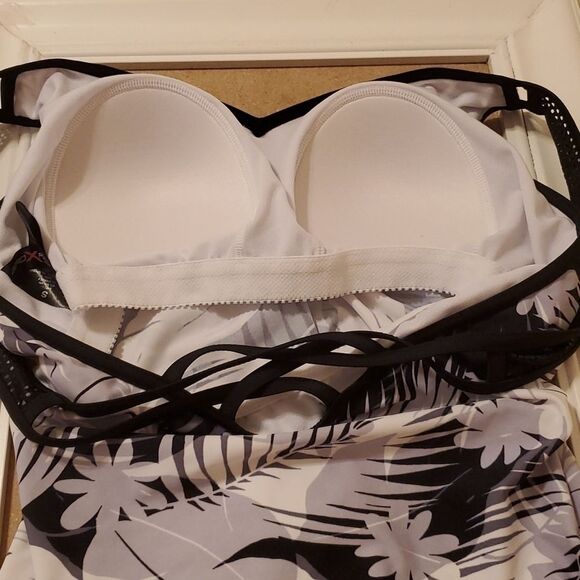 Zero Xposure black, gray & white tankini top size Small - Picture 6 of 11